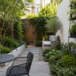 kleine-tuin-inrichten-slim-omgaan-met-ruimte